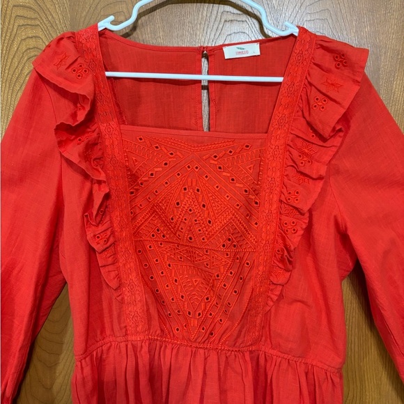 Hummingbird Vibrant Red Ruffled Blouse - Picture 5 of 6